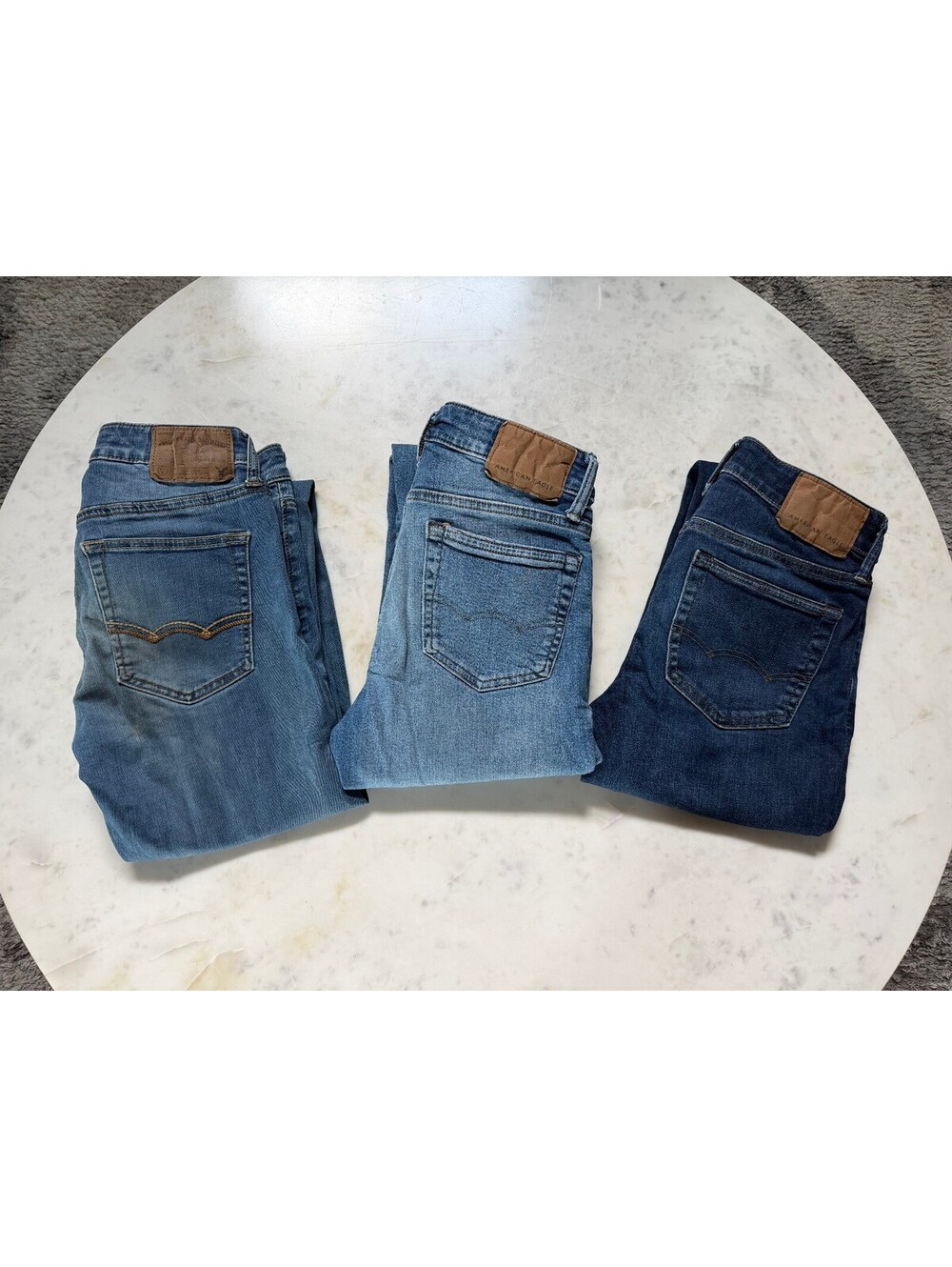 Bundle of 3 American Eagle Jeans (mixed style/wash) - 28x32